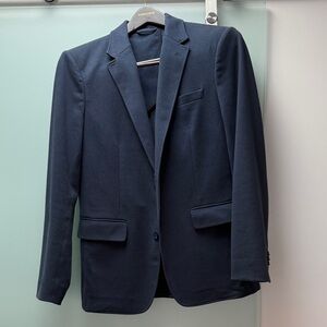 Elegant Men's Navy Blazer